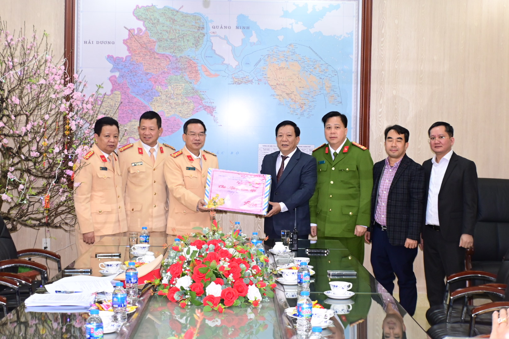 Công an thành phố bảo đảm an toàn ANTT 4 ngày nghỉ tết Nguyên đán Giáp Thìn